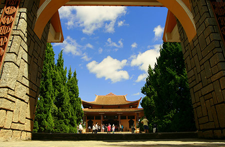 VÉ MÁY BAY ĐI ĐÀ LẠT GIÁ RẺ